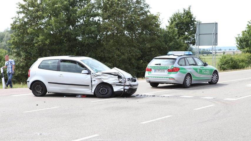 Gleich drei Unfälle innerhalb nur einer Stunde. Das ist die Samstags-Bilanz der Polizei in Ansbach.
