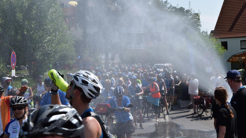 1200 Menschen beim Zwischenstopp der BR-Radltour im Veitsbad