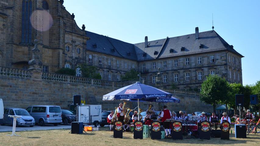 Bamberger Weinfest lockt mit Sonne und dem guten Tropfen