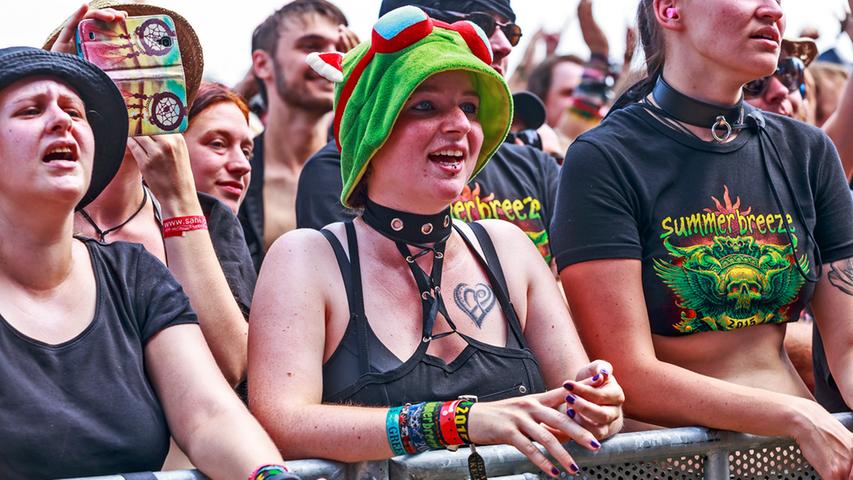 To hell and back: So wild feiern die Fans auf dem Summer Breeze