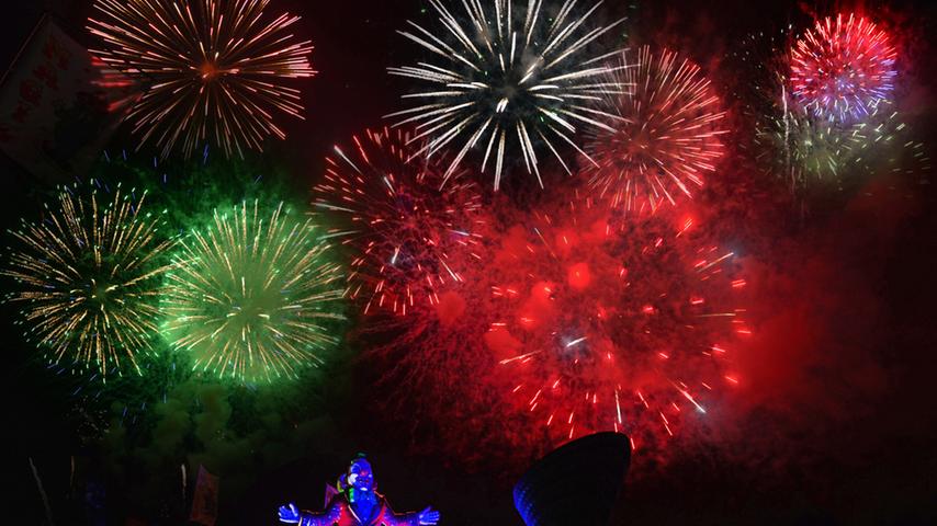 Juravolksfest 2015: Feuerwerk und Party am letzten Abend 