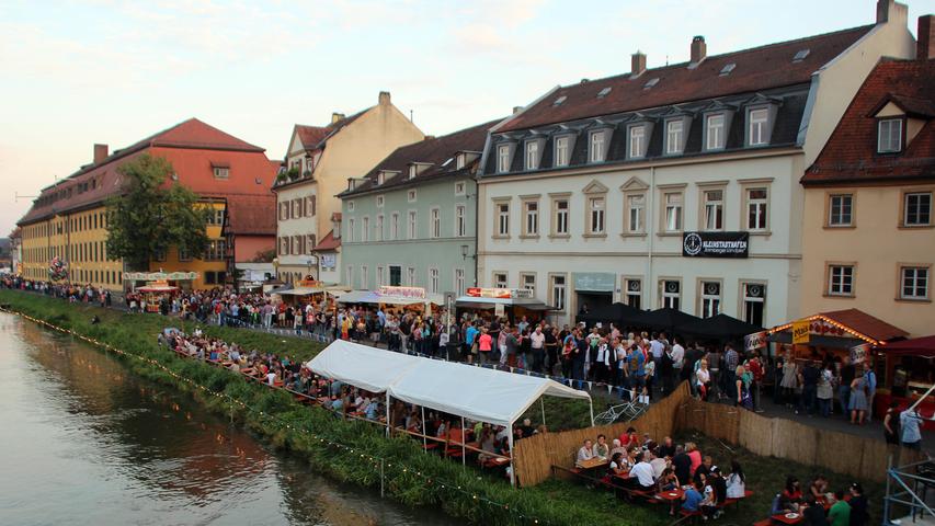 Volle Straßen und Krüge: Das Sandkerwa-Wochenende in Bamberg