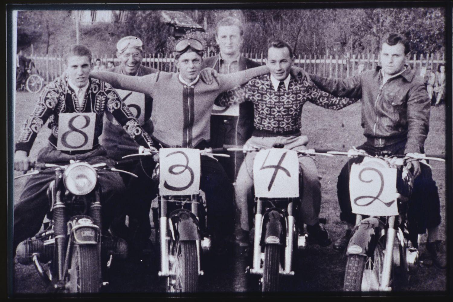 Fröhliche Herrenrunde anno 1950.