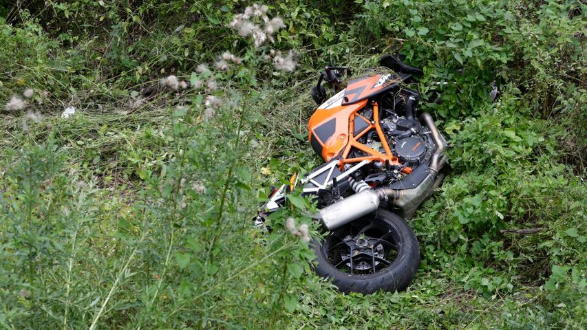 Unfall bei Bieswang: Motorradfahrer schwerverletzt 