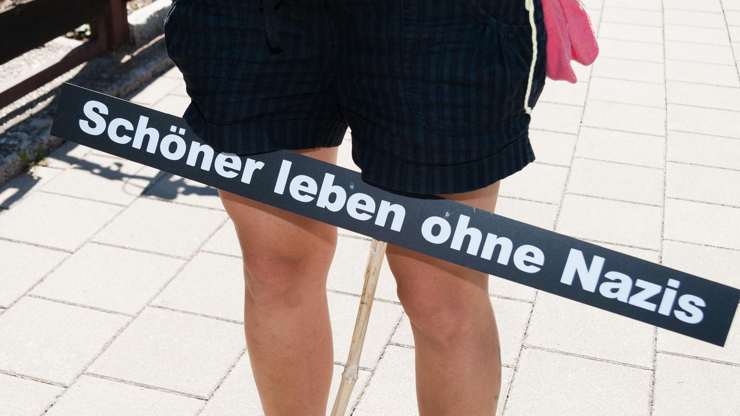 So wie hier bei einer Nazi-Demo in Fürth, wollen auch die Neumarkter Demokraten ein Zeichen setzen. 