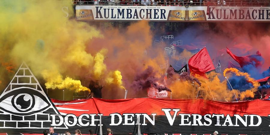 Verbotenes Farben-Spektakel: Die Choreo gegen Düsseldorf