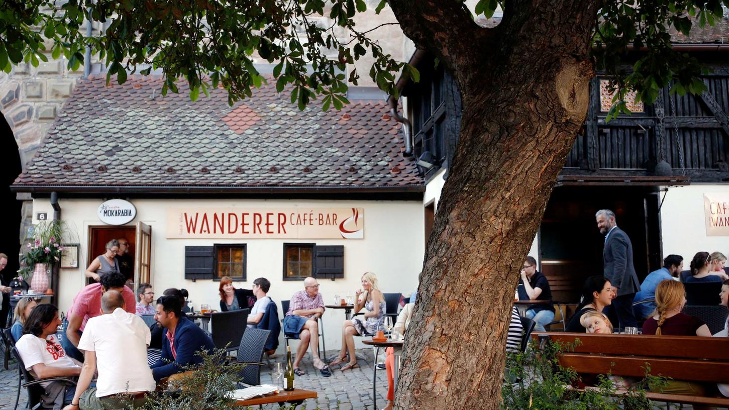 Nuernberg. 10.07.2014..Biergarten , Biergärten / Biergaerten fuer Genuss und Leben, Cafe Waqnderer , Bieramt , ..Ressort: Lokales Fotograf: Stefan Hippel.. Nuernberg. 10.07.2014..Biergarten , Biergärten / Biergaerten fuer Genuss und Leben, Cafe Waqnderer , Bieramt , ..Ressort: Lokales Fotograf: Stefan Hippel..