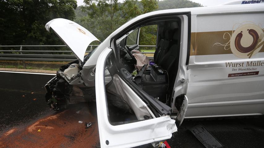 Zwischen Muggendorf und Streitberg ereignete sich am Donnerstagmittag gegen 12 Uhr ein schwerer Verkehrsunfall.