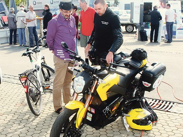 In Weißenburg wurde die Werbetrommel für E-Mobilität gerührt