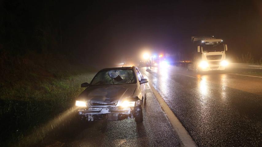 Lkw-Fahrer stirbt bei Rettungsversuch auf der A3 bei Neumarkt