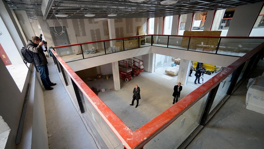 Richtfest im ersten Bauabschnitt im November 2014. Hier ist heute C&A untergebracht.