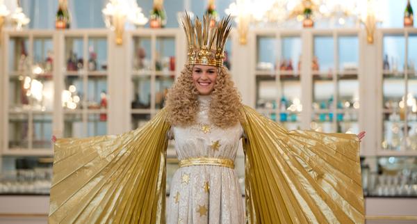 In den Jahren 2013 und 2014 wurde Teresa Treuheit als Nürnberger Christkind gewählt.