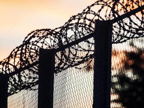 Hätte die Bundesregierung Deutschland abgeschottet, wäre das europarechtswidrig gewesen. Hätte die Bundesregierung Deutschland abgeschottet, wäre das europarechtswidrig gewesen.