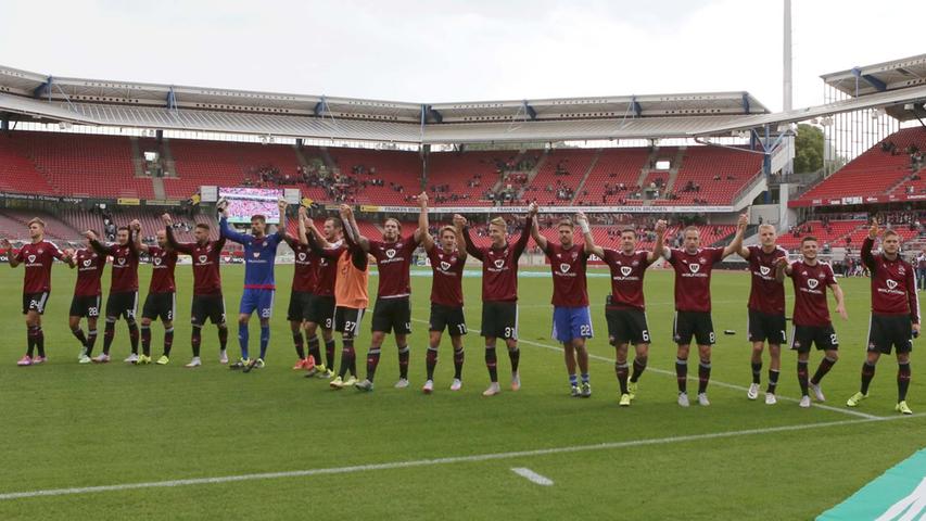 Mit dem 2:0-Sieg gegen den SV Sandhausen betreiben die Spieler des 1. FC Nürnberg Wiedergutmachung für die Derby-Niederlage in Fürth. Die User von nordbayern.de zeigen sich zufrieden und vergeben die Gesamtnote 2,8.