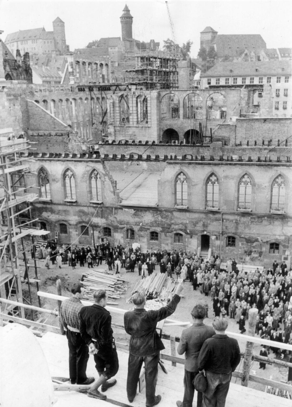 Trümmer, NSProzesse, Aufbau Die harte Nachkriegszeit in Nürnberg