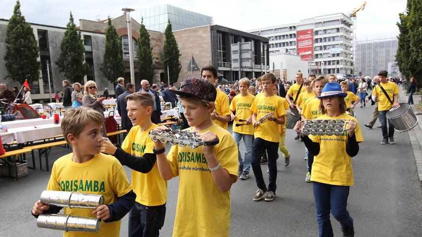 Nürnberger Friedenstafel: Rund 3500 Bürger zeigten Solidarität