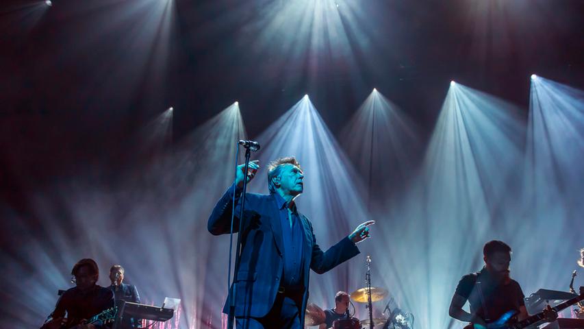 Britische Glampop-Ikone: Bryan Ferry verzückte das Publikum
