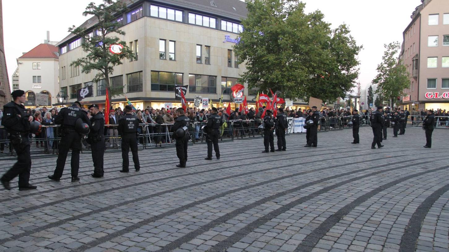 Pegida legt heute die Nürnberger Innenstadt lahm Pegida legt heute die Nürnberger Innenstadt lahm