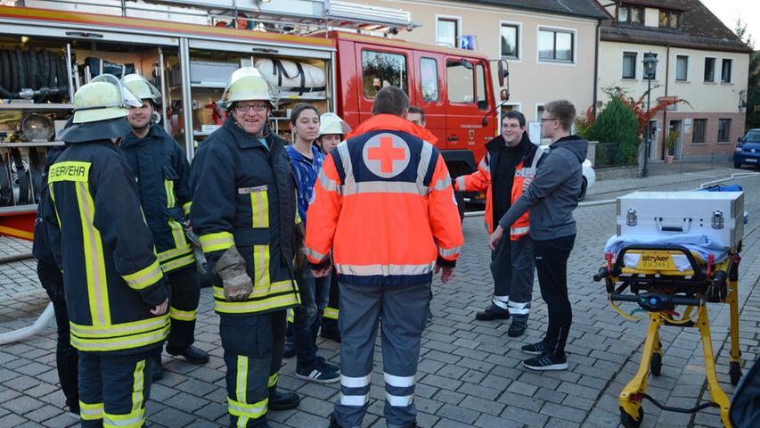 Feuerwehr-Großübung in Roßtal: 