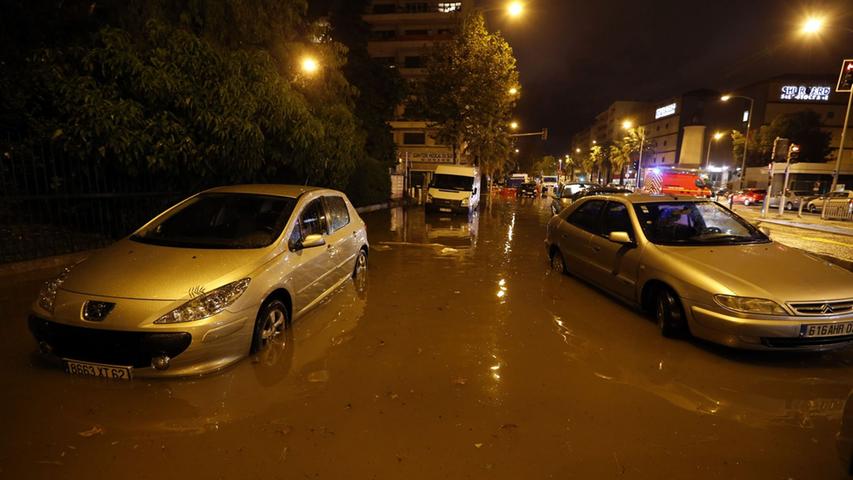 Überschwemmungen in Frankreich: 13 Menschen sterben