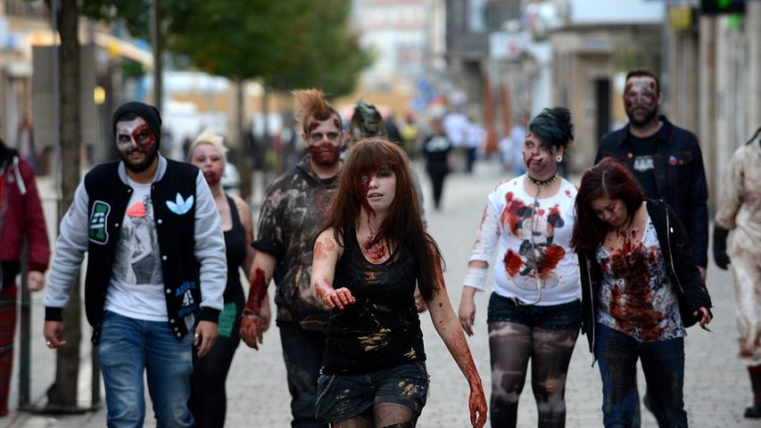 Zombie-Alarm auf der Fürther Kirchweih