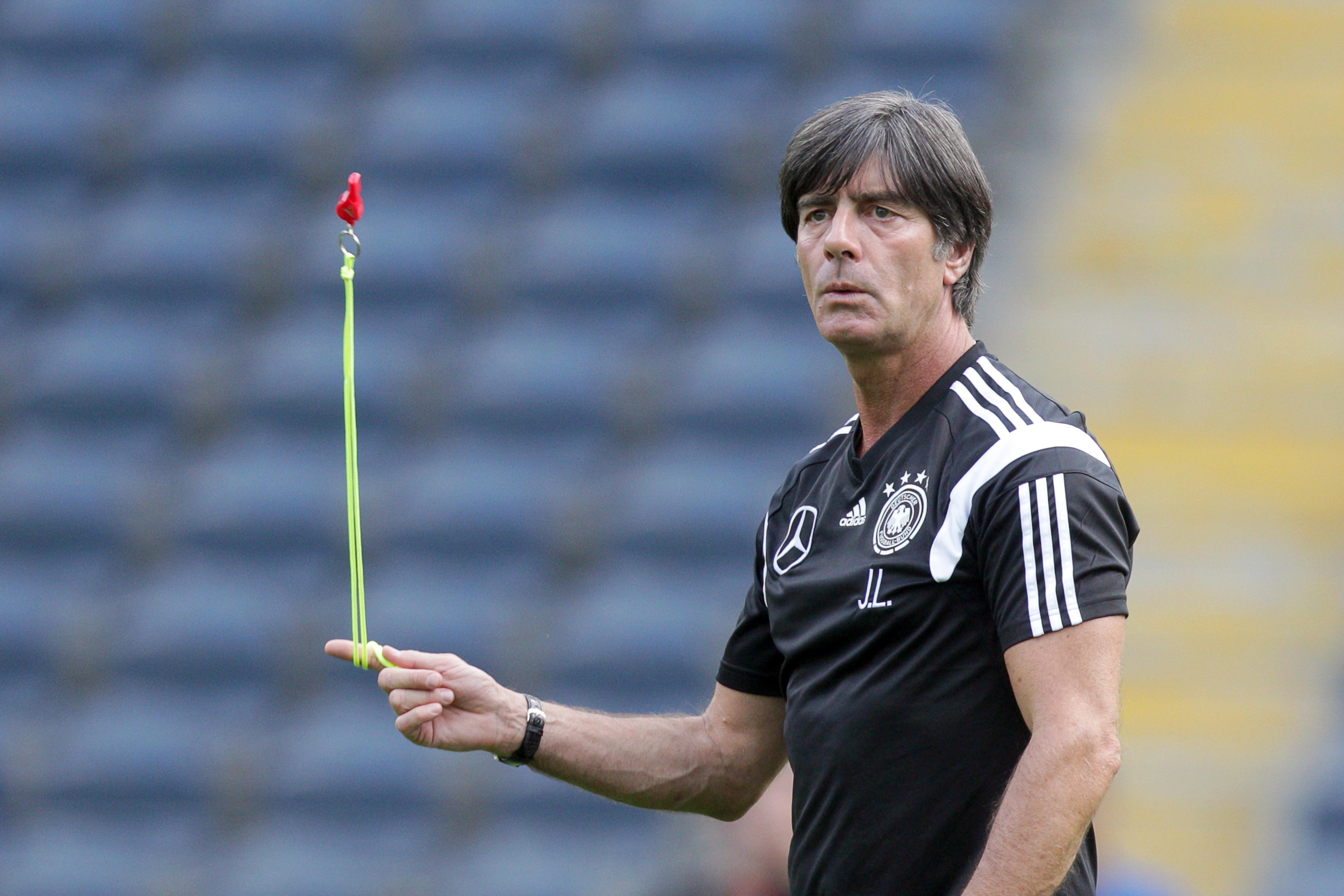 Nach der WM mussten sich der Bundestrainer und sein Nationalmannschafsmanager Oliver Bierhoff den Medien stellen, was in der längsten Pressekonferenz der DFB-Historie (zirka 110 Minuten) mündete. Zudem erbat sich der Bundestrainer nach dem Ausscheiden in der Vorrunde bei der WM in Russland Bedenkzeit, ob er weiter Bundestrainer bleiben möchte, oder seinen Posten zur Verfügung stellen wird. Er entschied sich zu bleiben.
