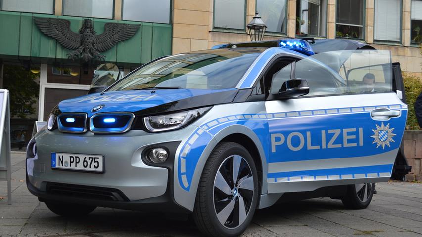 Neuzugang für Nürnbergs Polizei: Elektroflitzer wurde vorgestellt