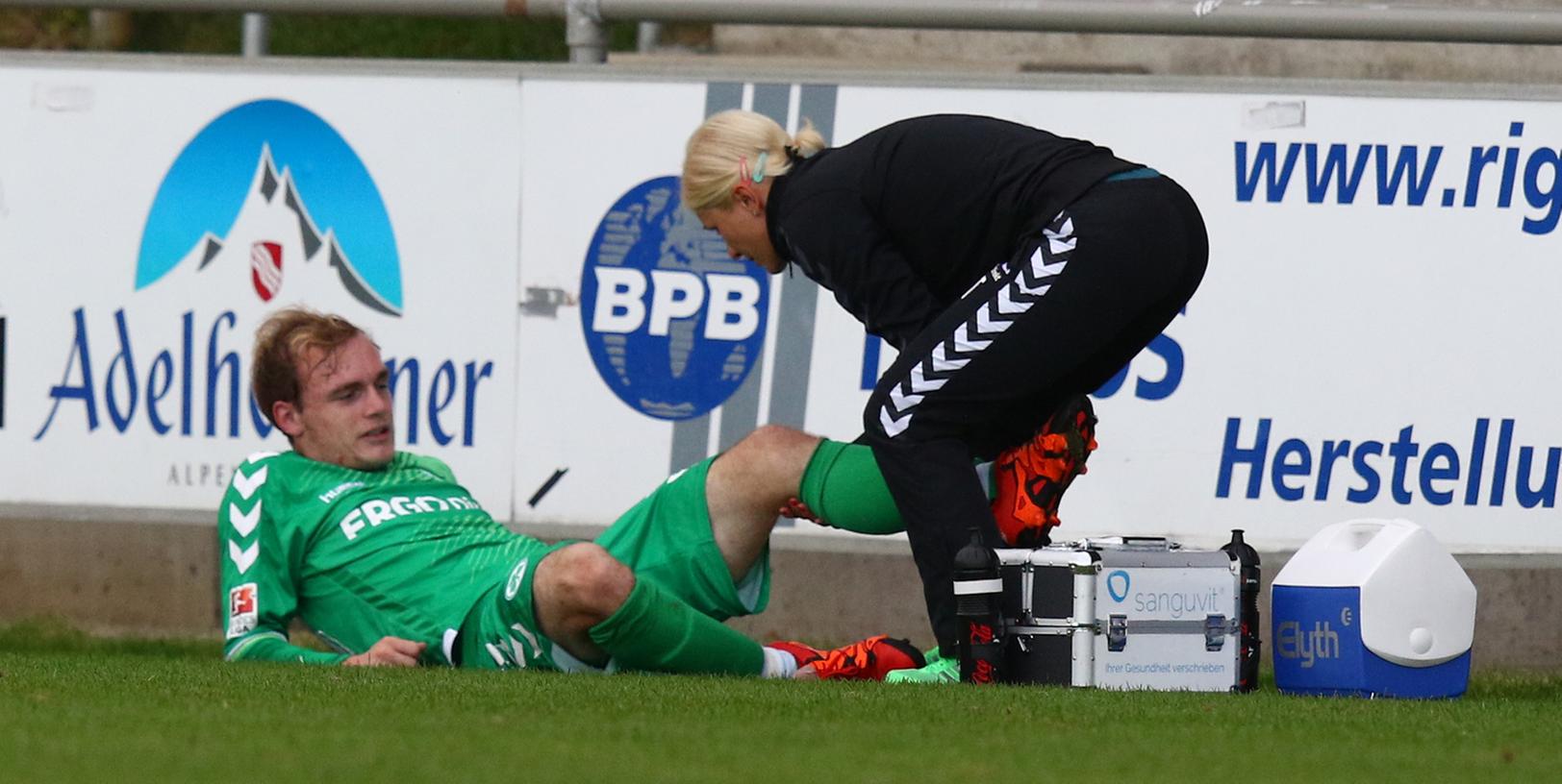 Tim Bodenröder verletzte sich beim Test gegen Salzburg.