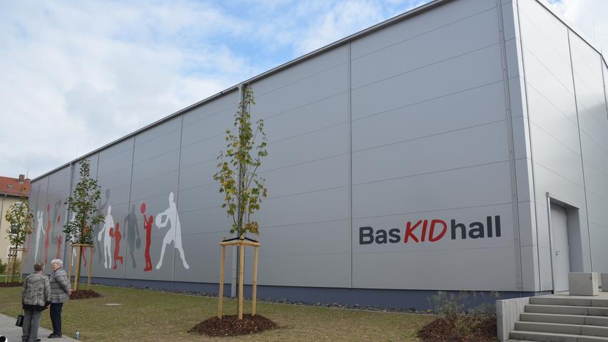 Jugend- und Sportzentrum "BasKIDhall" zieht nach Gereuth