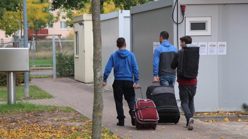 Mehr als 99 Prozent der Asylsuchenden müssen nach dem Verfahren wieder in ihre Heimatländer zurückkehren.