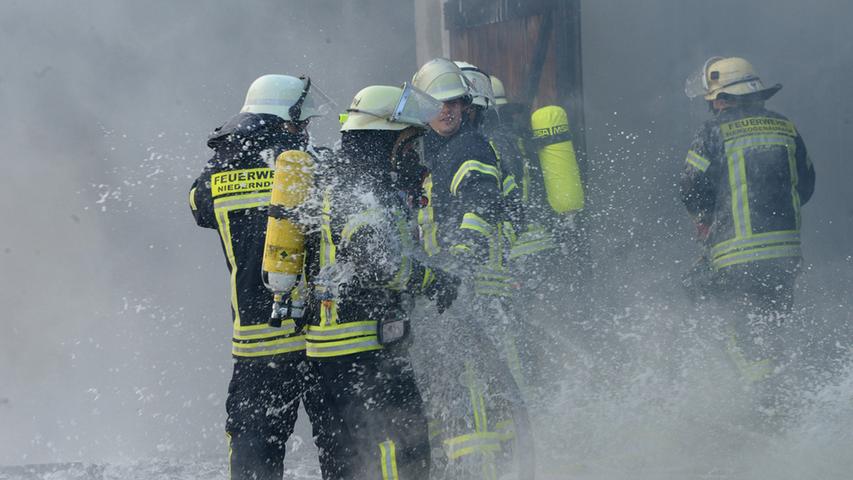 500.000 Euro Schaden und 70 erstickte Ferkel nach Großbrand