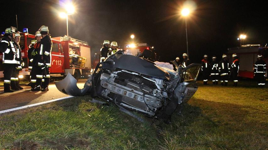 Kollision mit Traktor: Frau in Oberpfalz schwer verletzt