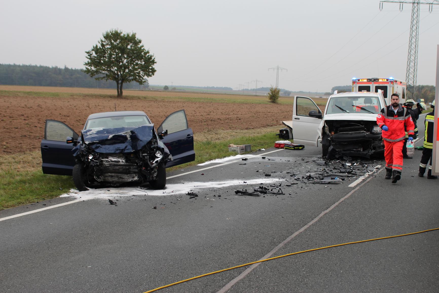 Verkehrsunfall Auf B14 Bei Stein: Zwei Personen Schwer Verletzt ...