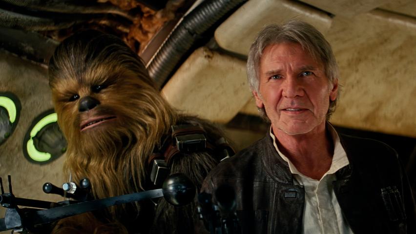 Entsprechend groß war die Freude, dass nicht nur das Schiff selbst, sondern auch der gealterte Han Solo und (der offenbar weniger gealterte) Chewbacca wieder mit dabei sind.