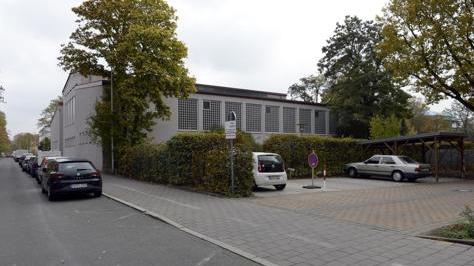 Stadt Erlangen laufen bei Hallen-Projekt die Partner davon