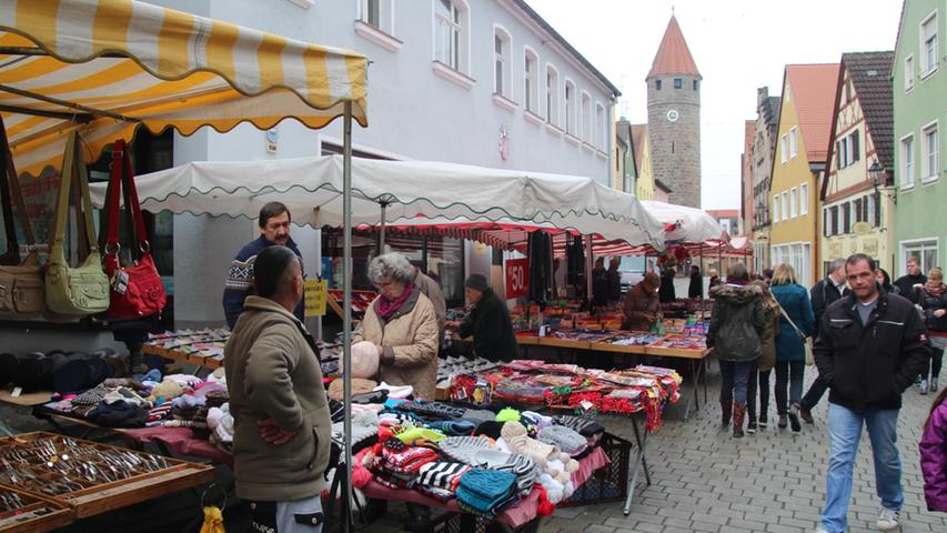 Aus vergangenen Tagen: Bummeln und den Herbst genießen beim Simon-und-Judäi-Markt