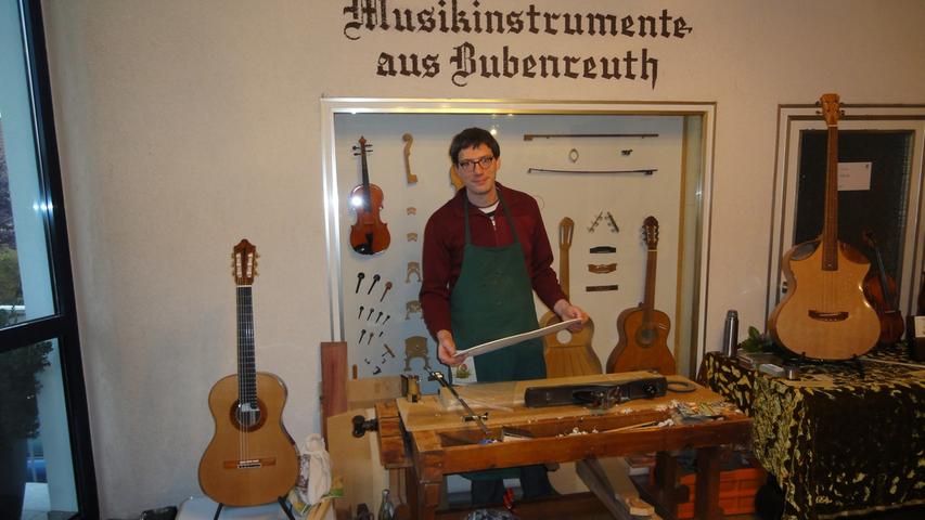 Tag der offenen Werkstatttür: Gitarren und Geigen in Bubenreuth