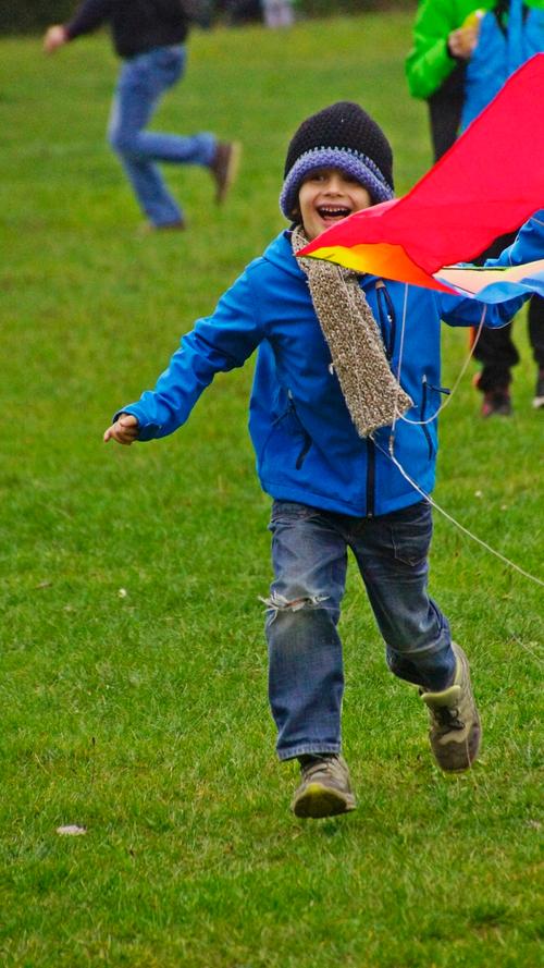 Viertes Drachenfest am Altmühlsee: Nur der Wind hat gefehlt