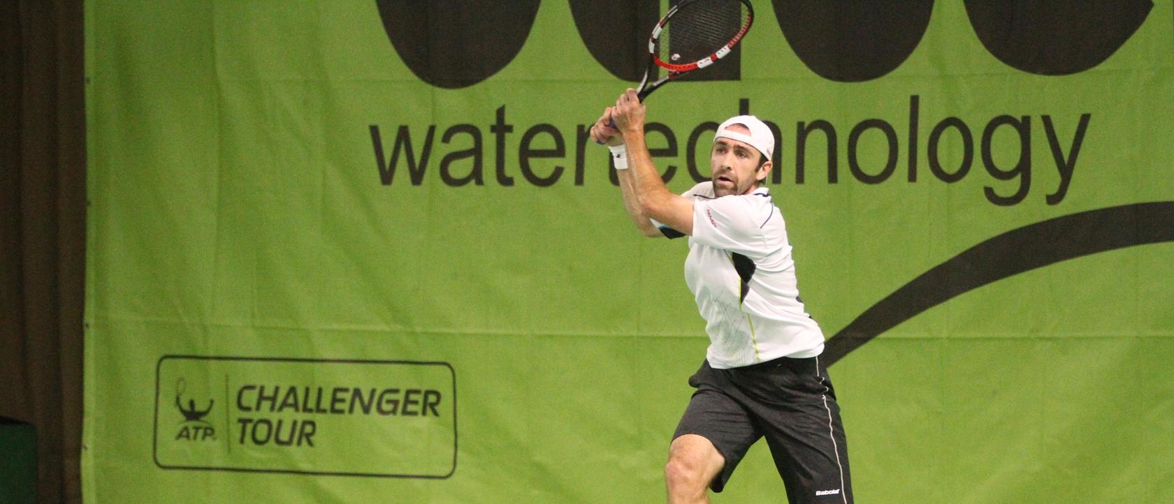 Tennis in Eckental: Becker putzt Brown 