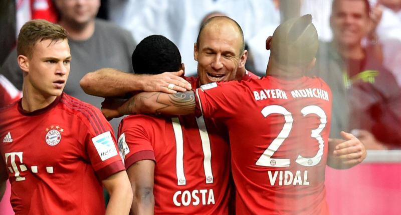FC Bayern feiert lockeren Sieg gegen Stuttgart