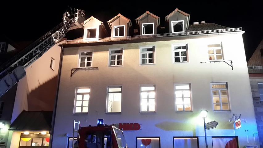 Tödlicher Brand in Schwabacher Dachwohnung