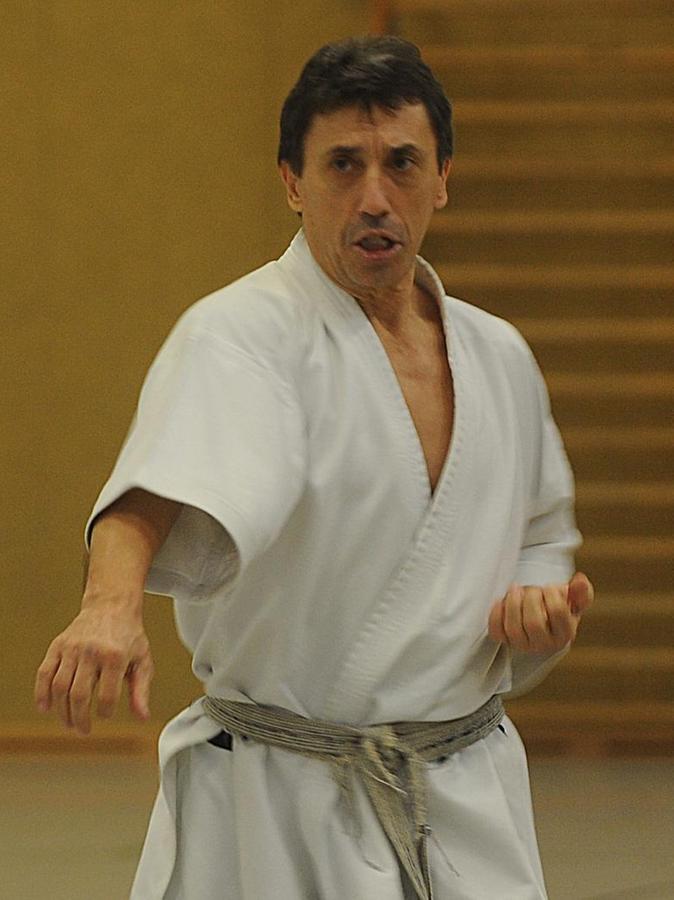 Besondere Gürtel-Prüfung mit Karate-Bundestrainer 