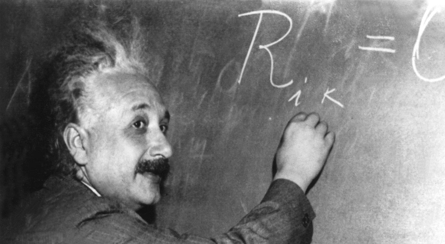 Einsteins Denken zwischen Zeit und Raum