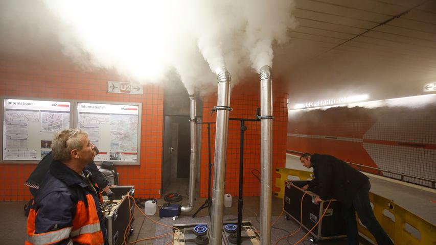 Rauch aus der U-Bahn: Dicke Luft am Hauptbahnhof