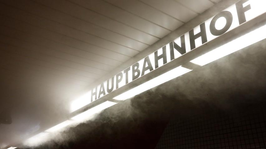 Rauch aus der U-Bahn: Dicke Luft am Hauptbahnhof 