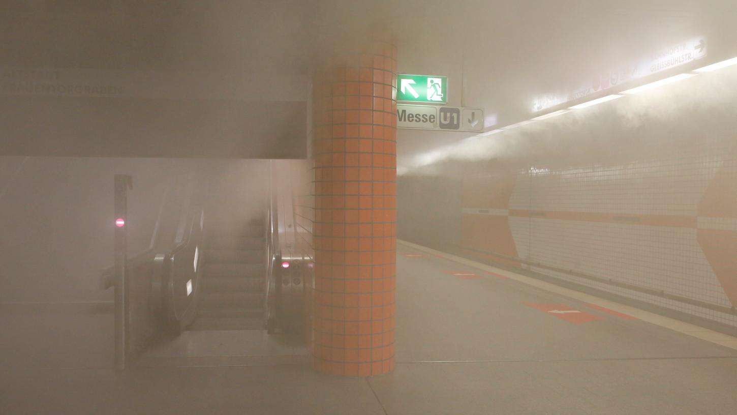 Die Heißrauch-Versuche fanden am Hauptbahnhof in der Nacht auf Donnerstag  zwischen 1.30 und 4 Uhr statt.