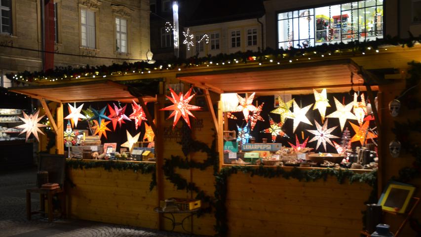 Glühwein und Großkrippe: Bamberger Weihnachtsmarkt eröffnet