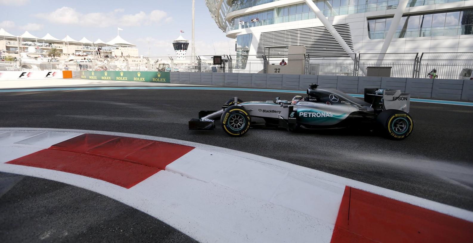 Lewis Hamilton will Rosberg-Hattrick verhindern