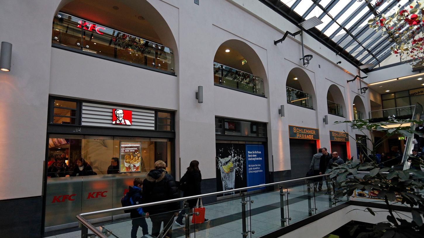 Schuld an der Verzögerung seien laut Geschäftsführer Reindl die Vorgaben des Hauptbahnhof-Managements.