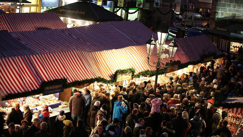 Christkindlesmarkt 2015: Erster Tag, Eröffnung und Prolog